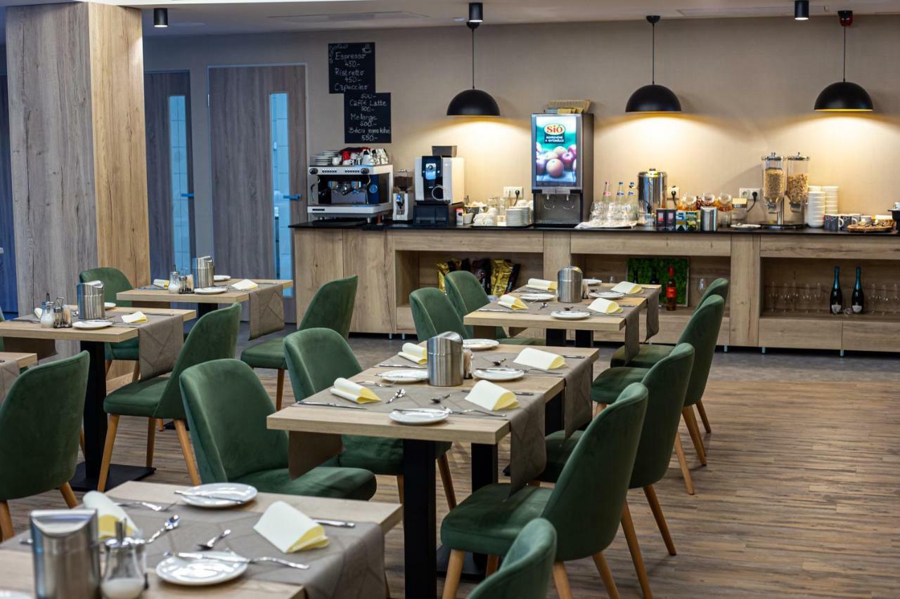 מישקולץ Lignum Hotel מראה חיצוני תמונה