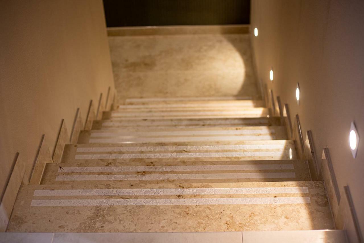 מישקולץ Lignum Hotel מראה חיצוני תמונה