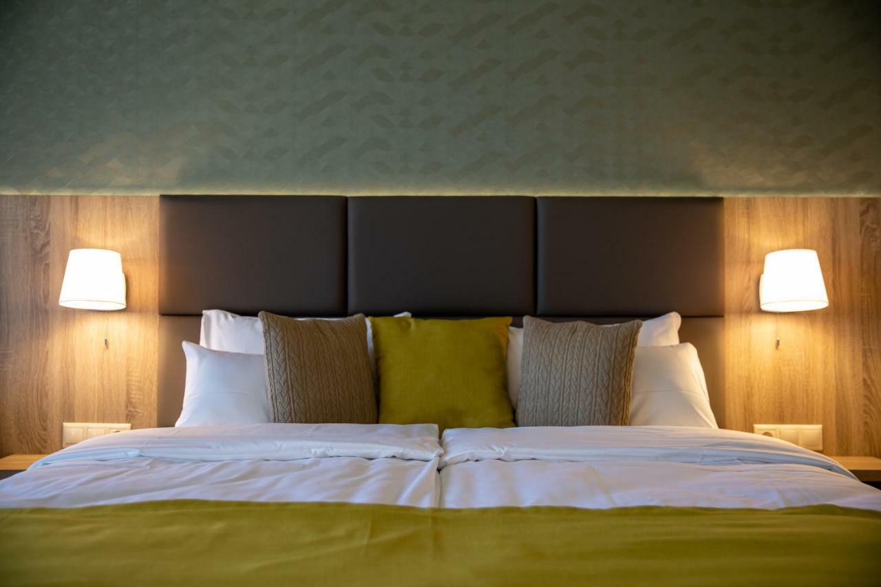 מישקולץ Lignum Hotel מראה חיצוני תמונה